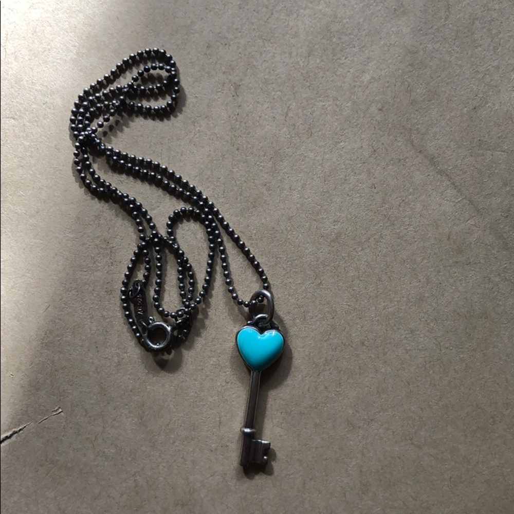 TIFFANY & CO key necklace